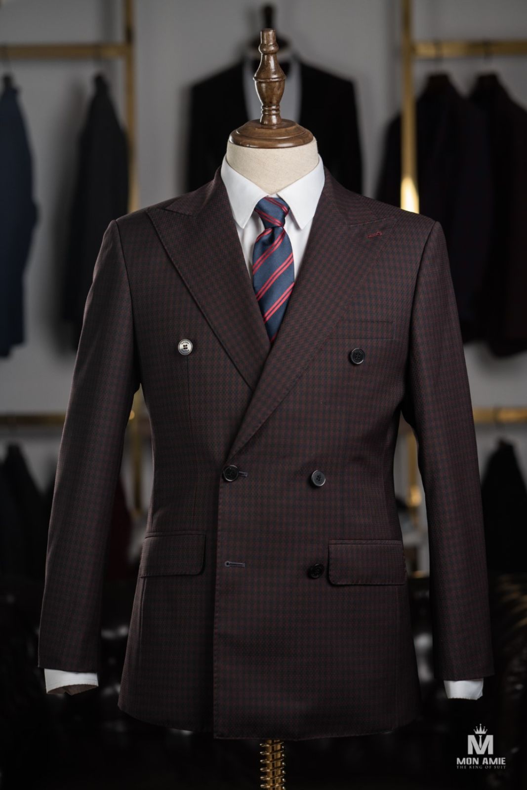 Double Breastes Herringbone Raisin Suit  